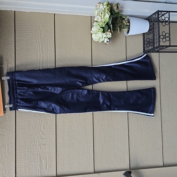 PrettyLittleThing Navy Side Stripe Flare Leg Sweatpants 0 - Picture 12 of 13